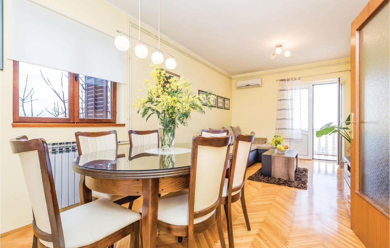 Lovely Apartment In Matulji With Kitchen Экстерьер фото