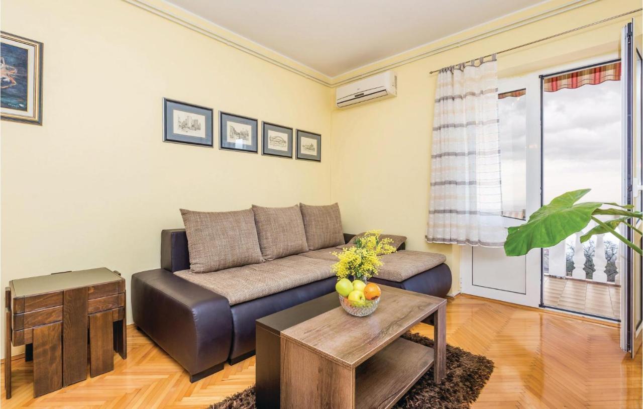 Lovely Apartment In Matulji With Kitchen Экстерьер фото